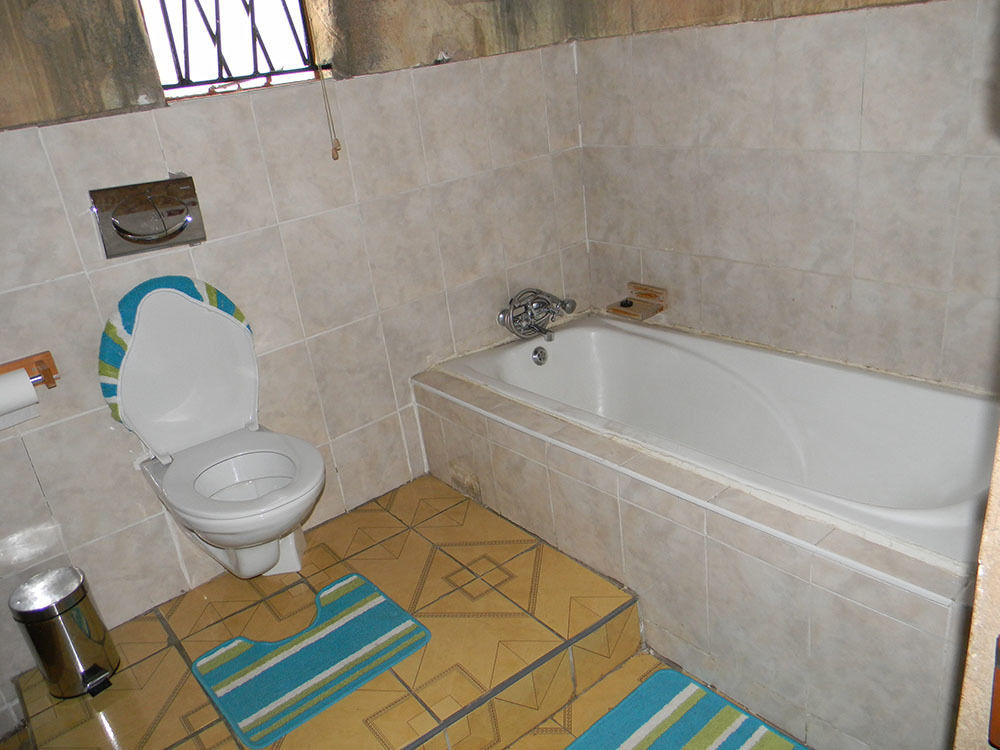 African Cave Lodge Hammanskraal Εξωτερικό φωτογραφία